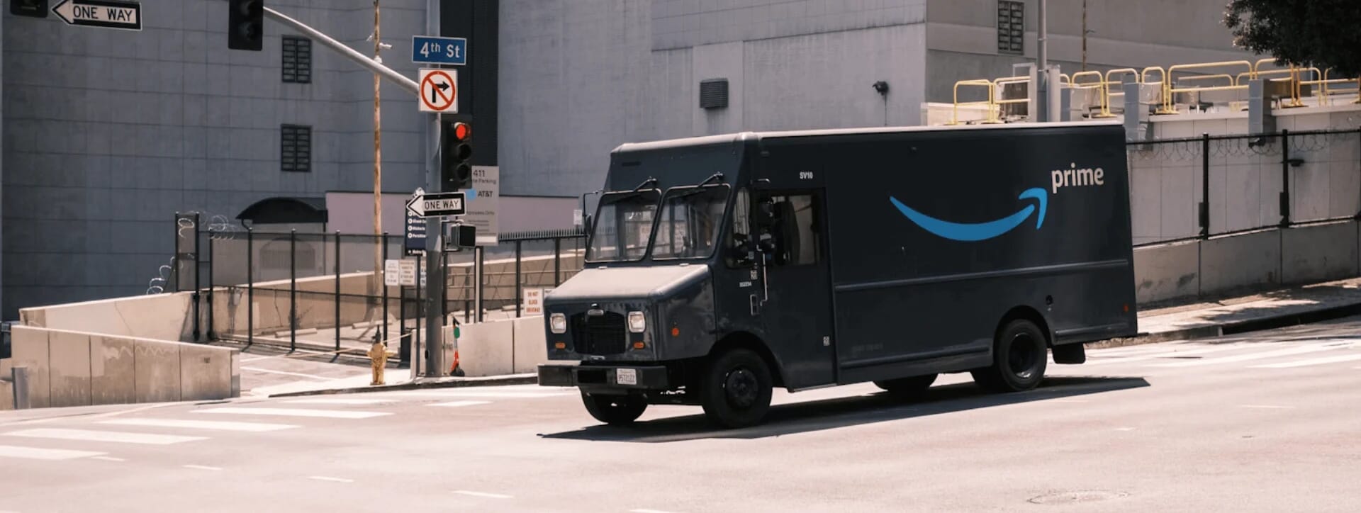 Amazon Service Banner